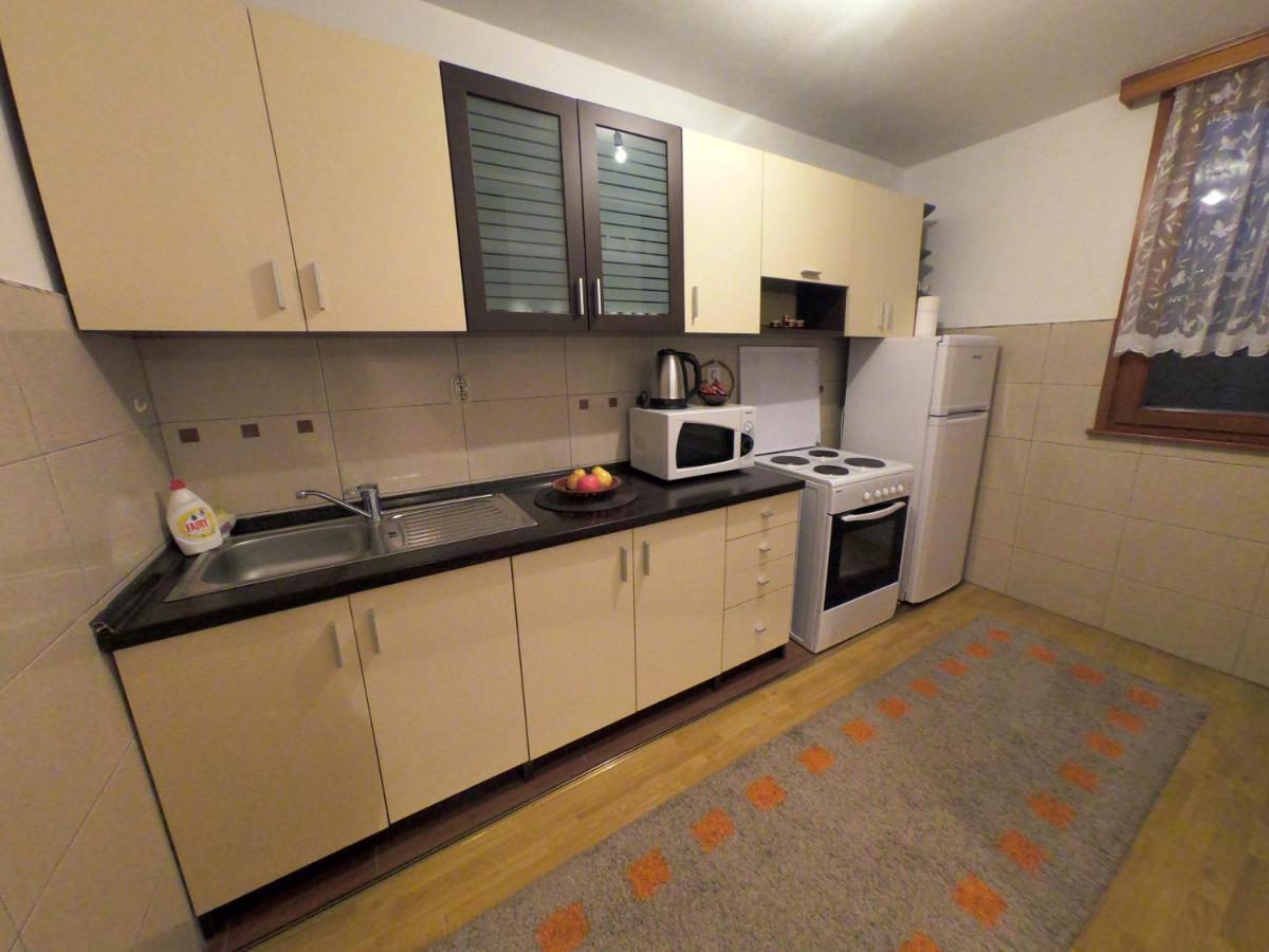 Apartman Una Travnik Eksteriør billede